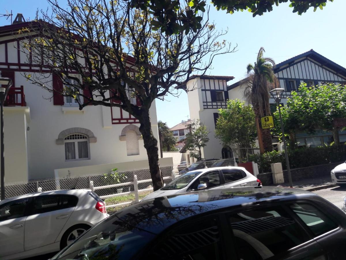 Logis Hotel & Restaurant Bergeret Sport Hendaye Exteriör bild