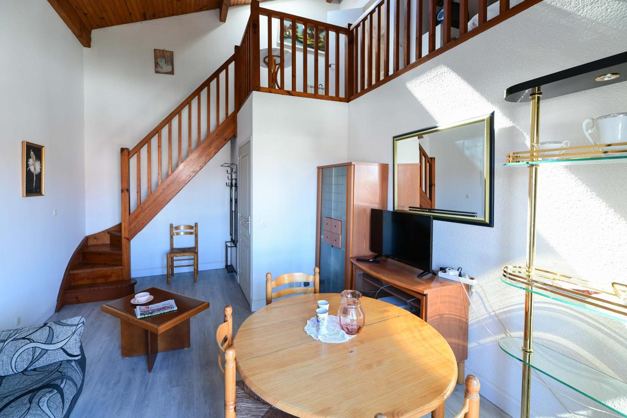 Logis Hotel & Restaurant Bergeret Sport Hendaye Exteriör bild