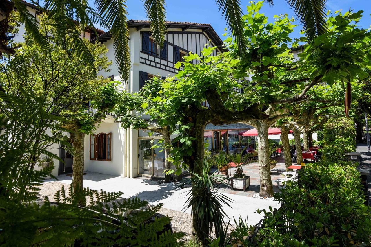 Logis Hotel & Restaurant Bergeret Sport Hendaye Exteriör bild